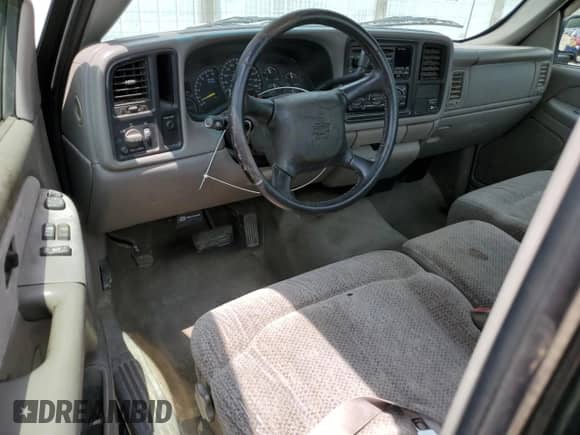 1999 Chevrolet Silverado 1500 z VIN 1GCEC14T6XE128358, wystawiony jako Copart lot #64289655 z przebiegiem Nie podano mil oraz Szkoda całkowita • Salvage title. Historia ofert i sprzedaży dostępna na DreamBid. Obrazek 8.