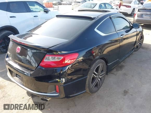 2013 Honda Accord EX z VIN 1HGCT1A79DA012901, wystawiony jako IAAI lot #42664160 z przebiegiem 98 617 mil mil oraz . Historia ofert i sprzedaży dostępna na DreamBid. Obrazek 4.