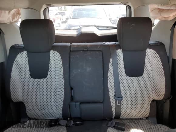 2011 Chevrolet Equinox LS с VIN 2CNALBEC1B6439112, выставлен на аукционе Copart как лот 52395675 с пробегом 47 627 миль миль и Списание • Salvage title. История ставок и продаж доступна на DreamBid. Изображение 10.