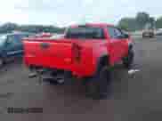 2018 Chevrolet Colorado 4WD ZR2 z VIN 1GCGTEEN2J1208397, wystawiony jako IAAI lot #43252268 z przebiegiem 76 787 mil mil oraz . Historia ofert i sprzedaży dostępna na DreamBid. Obrazek 4.