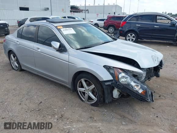 2010 Honda Accord EX с VIN 1HGCP2F70AA062424, выставлен на аукционе IAAI как лот 43086211 с пробегом 242 863 миль миль и . История ставок и продаж доступна на DreamBid. Изображение 1.