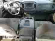 2015 Chevrolet Silverado 2500HD Work Truck с VIN 1GC1KUEGXFF150974, выставлен на аукционе Copart как лот 84548924 с пробегом Не указан миль и Списание • Salvage title. История ставок и продаж доступна на DreamBid. Изображение 8.