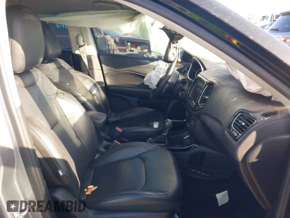 2018 Jeep Compass Limited with VIN 3C4NJCCB8JT212182, listed as a IAAI auction lot 42470763 with 109,425 mi miles and . Bid and sale history available at DreamBid. Image 5.