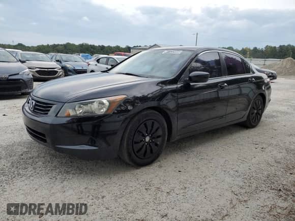 2010 Honda Accord LX z VIN 1HGCP2E39AA085005, wystawiony jako Copart lot #81122995 z przebiegiem 157 765 mil mil oraz Czysty tytuł • Clean title. Historia ofert i sprzedaży dostępna na DreamBid. Obrazek 1.