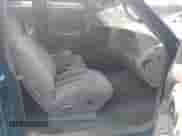 1998 GMC Sierra 1500 с VIN 2GTEK19R8W1553399, выставлен на аукционе IAAI как лот 42371585 с пробегом 3 516 619 миль миль и . История ставок и продаж доступна на DreamBid. Изображение 5.