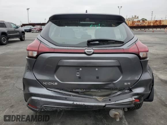 2022 Nissan Kicks SR z VIN 3N1CP5DV0NL528601, wystawiony jako Copart lot #58477535 z przebiegiem 36 557 mil mil oraz Szkoda całkowita • Salvage title. Historia ofert i sprzedaży dostępna na DreamBid. Obrazek 6.
