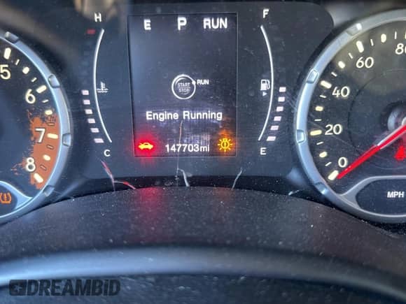 2018 Jeep Renegade Latitude with VIN ZACCJABB6JPG65463, listed as a Copart auction lot 82365444 with 147,703 mi miles and Clean title. Bid and sale history available at DreamBid. Image 8.