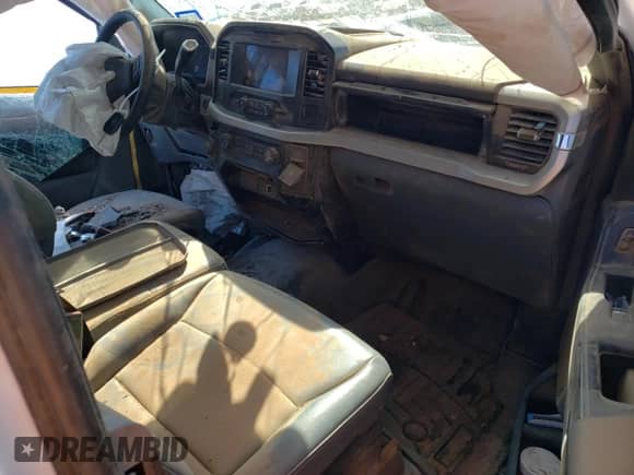 2021 Ford F-150 XL с VIN 1FTFX1E54MKE95698, выставлен на аукционе Copart как лот 50681995 с пробегом Не указан миль и На запчасти • Non repairable. История ставок и продаж доступна на DreamBid. Изображение 8.