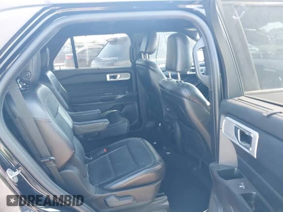 2020 Ford Explorer Limited z VIN 1FMSK7FH4LGA80807, wystawiony jako IAAI lot #43149291 z przebiegiem 96 583 mil mil oraz . Historia ofert i sprzedaży dostępna na DreamBid. Obrazek 8.