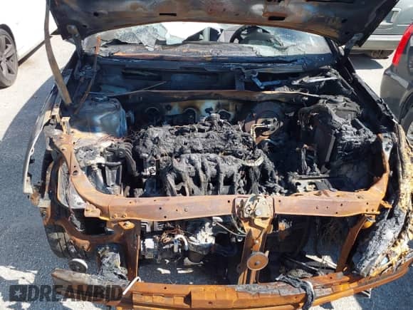 2014 Hyundai Sonata GLS z VIN 5NPEB4AC4EH877343, wystawiony jako IAAI lot #43324912 z przebiegiem Nie podano mil oraz . Historia ofert i sprzedaży dostępna na DreamBid. Obrazek 10.