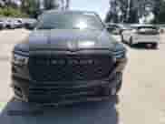 2025 Ram 1500 Big Horn z VIN 1C6RREFG8SN557170, wystawiony jako Copart lot #58267285 z przebiegiem 6 848 mil mil oraz Szkoda całkowita • Salvage title. Historia ofert i sprzedaży dostępna na DreamBid. Obrazek 5.