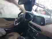 2020 Hyundai Santa Fe SEL с VIN 5NMS3CAA1LH265765, выставлен на аукционе IAAI как лот 42538080 с пробегом Не указан миль и . История ставок и продаж доступна на DreamBid. Изображение 14.