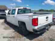 2017 Chevrolet Silverado 1500 Work Truck z VIN 3GCUKNEC3HG406079, wystawiony jako IAAI lot #42567352 z przebiegiem 189 811 mil mil oraz . Historia ofert i sprzedaży dostępna na DreamBid. Obrazek 3.