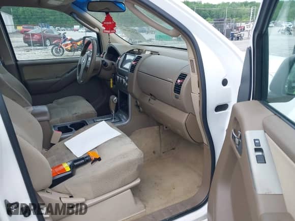 2005 Nissan Pathfinder SE с VIN 5N1AR18W95C784186, выставлен на аукционе IAAI как лот 42124382 с пробегом 223 897 миль миль и . История ставок и продаж доступна на DreamBid. Изображение 5.