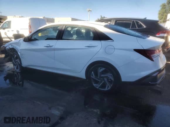 2025 Hyundai Elantra SEL Convenience z VIN KMHLS4DG3SU893357, wystawiony jako Copart lot #87215855 z przebiegiem 24 819 mil mil oraz Czysty tytuł • Clean title. Historia ofert i sprzedaży dostępna na DreamBid. Obrazek 2.