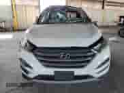 2017 Hyundai Tucson Sport с VIN KM8J3CA25HU567091, выставлен на аукционе Copart как лот 59358655 с пробегом 118 158 миль миль и Списание • Salvage title. История ставок и продаж доступна на DreamBid. Изображение 5.