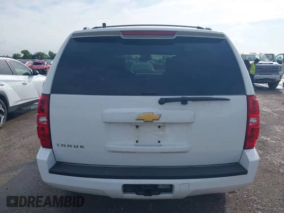 2013 Chevrolet Tahoe LS with VIN 1GNSCAE00DR266240, listed as a IAAI auction lot 42666283 with 144,846 mi miles and . Bid and sale history available at DreamBid. Image 16.