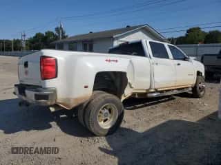 2018 Chevrolet Silverado 3500HD Work Truck с VIN 1GC4KZCG8JF218517, выставлен на аукционе Copart как лот 74915614 с пробегом 148 040 миль миль и Списание • Salvage title. История ставок и продаж доступна на DreamBid. Изображение 3.