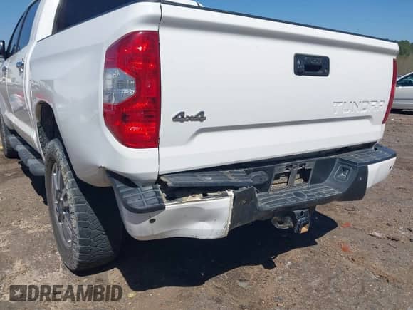 2019 Toyota Tundra SR5 with VIN 5TFAY5F14KX803995, listed as a IAAI auction lot 41720938 with 151,411 mi miles and . Bid and sale history available at DreamBid. Image 6.