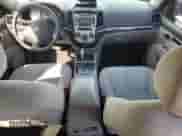2009 Hyundai Santa Fe GLS z VIN 5NMSG73D19H230882, wystawiony jako Copart lot #71614155 z przebiegiem 118 381 mil mil oraz Szkoda całkowita • Salvage title. Historia ofert i sprzedaży dostępna na DreamBid. Obrazek 8.