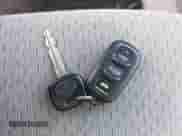 2002 Toyota Camry LE z VIN 4T1BE32K22U010806, wystawiony jako IAAI lot #43425571 z przebiegiem 160 384 mil mil oraz . Historia ofert i sprzedaży dostępna na DreamBid. Obrazek 11.