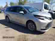 2022 Toyota Sienna LE с VIN 5TDKRKEC8NS116595, выставлен на аукционе Copart как лот 85695915 с пробегом 166 504 миль миль и Чистый • Clean title. История ставок и продаж доступна на DreamBid. Изображение 4.