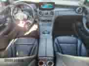 2020 Mercedes-Benz C 300 z VIN W1KWF8DB2LR600382, wystawiony jako Copart lot #70777305 z przebiegiem 60 954 mil mil oraz Szkoda całkowita • Salvage title. Historia ofert i sprzedaży dostępna na DreamBid. Obrazek 8.