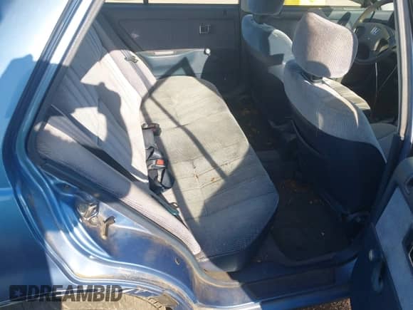 1991 Honda Civic z VIN JHMED3646MS016038, wystawiony jako IAAI lot #42212014 z przebiegiem 180 514 mil mil oraz . Historia ofert i sprzedaży dostępna na DreamBid. Obrazek 8.