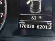 2012 Volkswagen Tiguan S с VIN WVGBV7AX2CW586454, выставлен на аукционе IAAI как лот 43146332 с пробегом 170 830 миль миль и . История ставок и продаж доступна на DreamBid. Изображение 15.