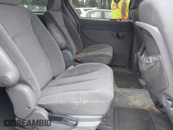 2004 Dodge Caravan SXT with VIN 2D4GP44L74R575054, listed as a IAAI auction lot 42620028 with 169,465 mi miles and . Bid and sale history available at DreamBid. Image 8.
