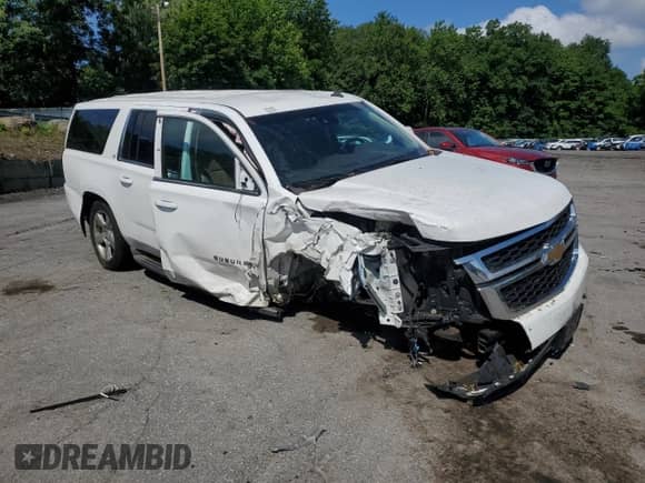 2015 Chevrolet Suburban LT с VIN 1GNSKJKC3FR277477, выставлен на аукционе Copart как лот 63811835 с пробегом Не указан миль и Списание • Salvage title. История ставок и продаж доступна на DreamBid. Изображение 4.