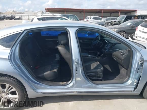 2014 Chevrolet Impala LT z VIN 1G1115SL3EU132605, wystawiony jako IAAI lot #43335861 z przebiegiem 112 281 mil mil oraz . Historia ofert i sprzedaży dostępna na DreamBid. Obrazek 14.