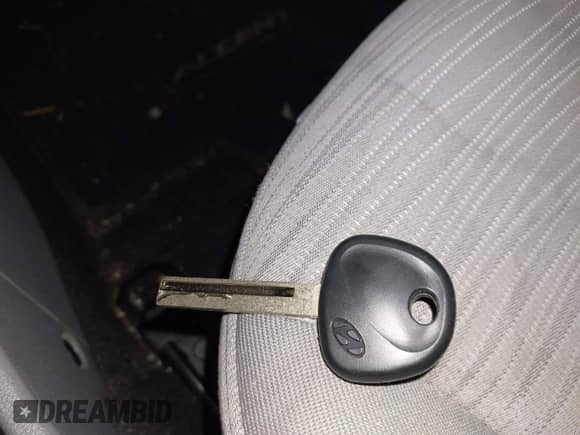 2016 Hyundai Accent SE z VIN KMHCT5AEXGU283694, wystawiony jako IAAI lot #43535819 z przebiegiem 179 256 mil mil oraz . Historia ofert i sprzedaży dostępna na DreamBid. Obrazek 11.