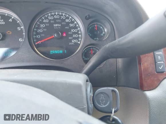 2010 Chevrolet Silverado 2500HD LTZ z VIN 1GC4KYBG0AF146367, wystawiony jako IAAI lot #42728892 z przebiegiem 327 718 mil mil oraz . Historia ofert i sprzedaży dostępna na DreamBid. Obrazek 11.