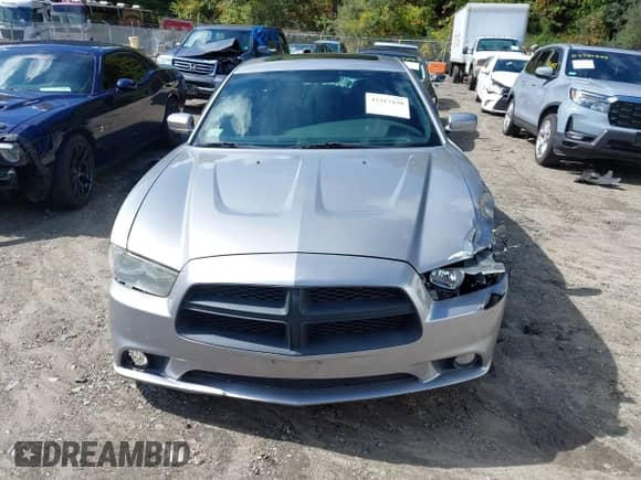 2011 Dodge Charger RT Max with VIN 2B3CM5CT0BH521787, listed as a IAAI auction lot 43317430 with 78,221 mi miles and . Bid and sale history available at DreamBid. Image 11.