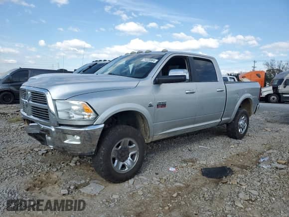 2010 Dodge 3500 Laramie с VIN 3D73Y3CL6AG133877, выставлен на аукционе Copart как лот 74328964 с пробегом 176 677 миль миль и Чистый • Clean title. История ставок и продаж доступна на DreamBid. Изображение 1.