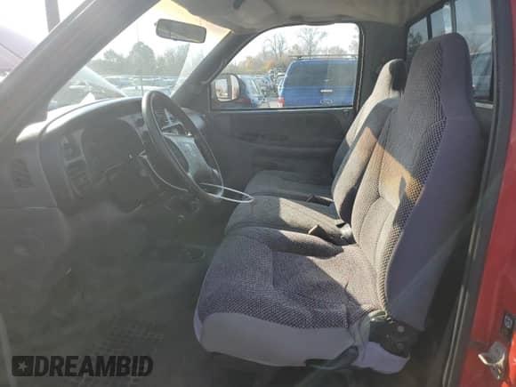 1998 Dodge 1500 z VIN 1B7HF16Z1WS593510, wystawiony jako Copart lot #78158654 z przebiegiem 222 978 mil mil oraz Czysty tytuł • Clean title. Historia ofert i sprzedaży dostępna na DreamBid. Obrazek 7.