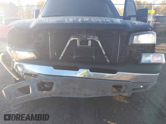 2003 Chevrolet Silverado 1500HD LS с VIN 1GCGK13U63F228146, выставлен на аукционе IAAI как лот 43484108 с пробегом 150 015 миль миль и . История ставок и продаж доступна на DreamBid. Изображение 6.