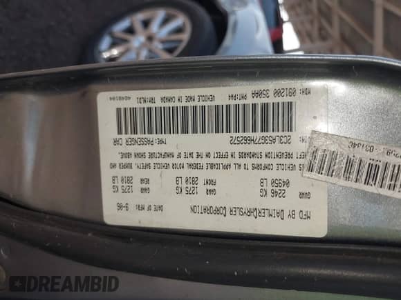 2007 Chrysler 300 Signature with VIN 2C3LA53G77H662572, listed as a IAAI auction lot 42521200 with 190,377 mi miles and . Bid and sale history available at DreamBid. Image 9.