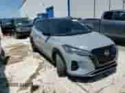 2022 Nissan Kicks SR z VIN 3N1CP5DVXNL530453, wystawiony jako Copart lot #59003015 z przebiegiem 79 099 mil mil oraz Szkoda całkowita • Salvage title. Historia ofert i sprzedaży dostępna na DreamBid. Obrazek 14.