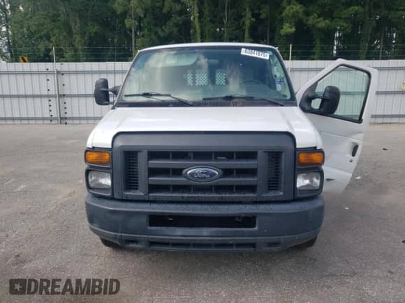 2013 Ford Econoline Cargo Commercial with VIN 1FTNE2EW4DDA93586, listed as a Copart auction lot 63841875 with 205,807 mi miles and Salvage title. Bid and sale history available at DreamBid. Image 5.
