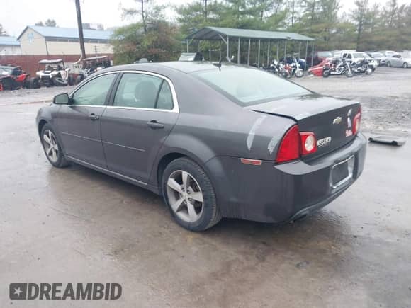 2010 Chevrolet Malibu 1LT с VIN 1G1ZC5EB7A4120600, выставлен на аукционе IAAI как лот 43430988 с пробегом 333 906 миль миль и . История ставок и продаж доступна на DreamBid. Изображение 3.