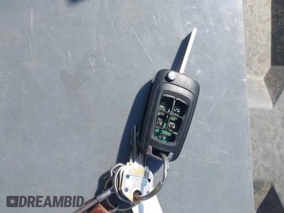 2015 Chevrolet Impala LT с VIN 2G1115SL9F9231315, выставлен на аукционе IAAI как лот 43459423 с пробегом 214 629 миль миль и . История ставок и продаж доступна на DreamBid. Изображение 11.