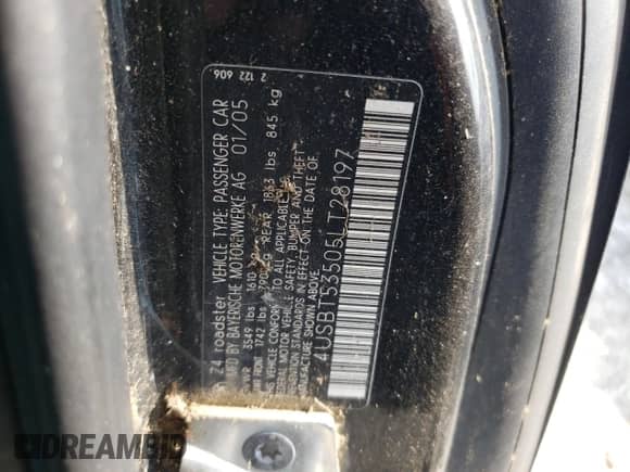 2005 BMW Z4 3.0i с VIN 4USBT53505LT28197, выставлен на аукционе Copart как лот 68156115 с пробегом 189 905 миль миль и Списание • Salvage title. История ставок и продаж доступна на DreamBid. Изображение 12.