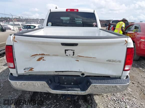 2022 Ram 1500 Tradesman with VIN 1C6RR7FG2NS156778, listed as a IAAI auction lot 42497541 with 104,600 mi miles and . Bid and sale history available at DreamBid. Image 16.