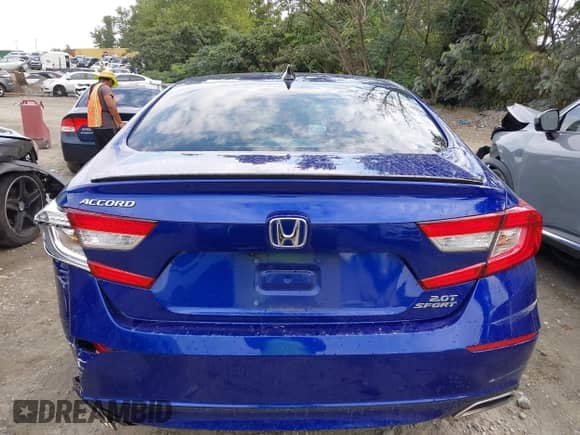 2021 Honda Accord Sport с VIN 1HGCV2F35MA033587, выставлен на аукционе IAAI как лот 42873906 с пробегом 70 091 миль миль и . История ставок и продаж доступна на DreamBid. Изображение 16.