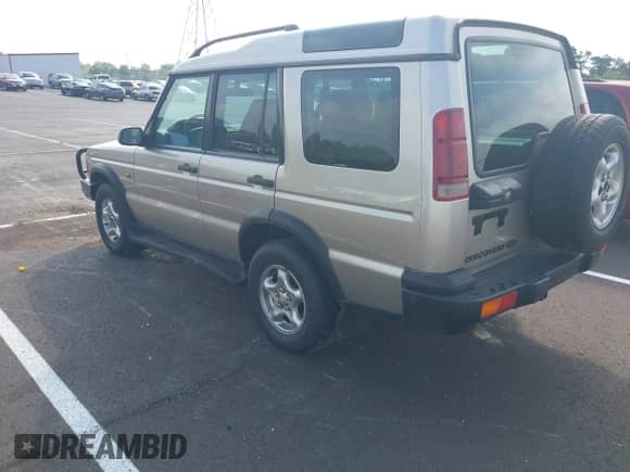 2000 Land Rover Discovery Cloth with VIN SALTY1247YA250393, listed as a IAAI auction lot 42900372 with 102,991 mi miles and . Bid and sale history available at DreamBid. Image 3.