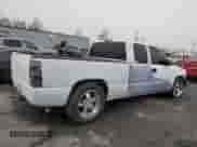 2005 GMC Sierra 1500 SLT z VIN 1GTEC19T15Z340924, wystawiony jako Copart lot #88526715 z przebiegiem Nie podano mil oraz Czysty tytuł • Clean title. Historia ofert i sprzedaży dostępna na DreamBid. Obrazek 3.