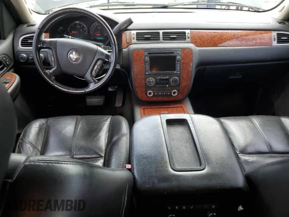 2007 Chevrolet Suburban LTZ z VIN 3GNFK16387G266293, wystawiony jako Copart lot #60095115 z przebiegiem 244 749 mil mil oraz Szkoda całkowita • Salvage title. Historia ofert i sprzedaży dostępna na DreamBid. Obrazek 8.