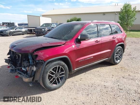 2020 Jeep Grand Cherokee Trailhawk with VIN 1C4RJFLG6LC116726, listed as a IAAI auction lot 43200025 with 99,265 mi miles and . Bid and sale history available at DreamBid. Image 17.